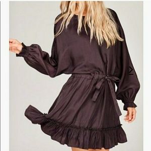 NWT Listicle Ruffle Dolman Sleeve Tie Waist Dress